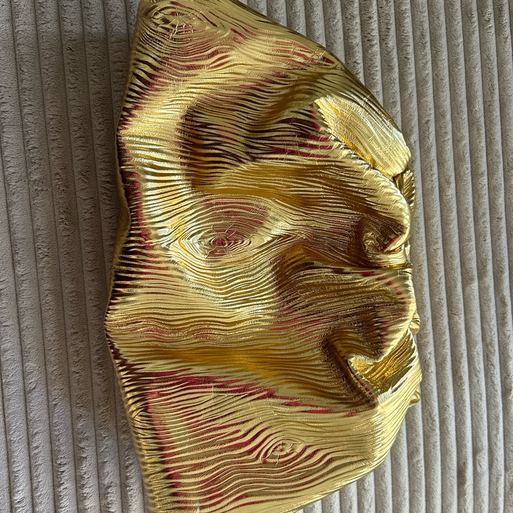 Bottega Venetta Gold Clutch - large size